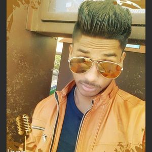 Meet your Posher, Arun